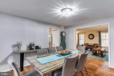 10024 Spring Oak Ct, La Plata, MD 20646 photo 10