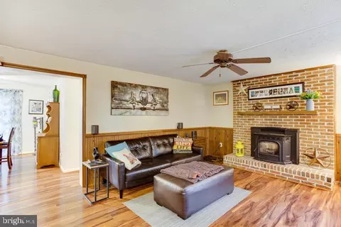 10024 Spring Oak Ct, La Plata, MD 20646 photo 4
