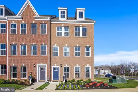 4152 Skipton Pl, White Plains, MD 20695