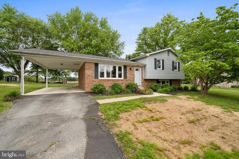 7715 Kent Dr, Charlotte Hall, MD 20622