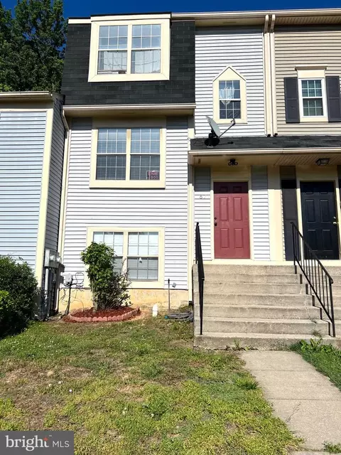 67 Riverside Run Dr, Indian Head, MD 20640