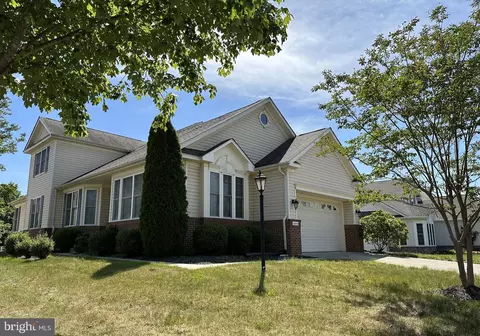 11044 Cambria Ct, White Plains, MD 20695