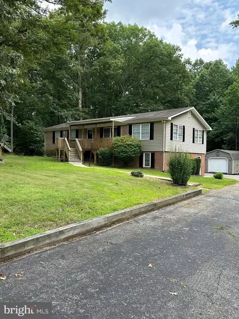 7330 Crain Hwy, La Plata, MD 20646