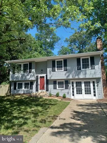 819 Kenyon Ave, Waldorf, MD 20602