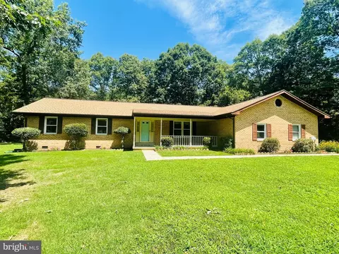 3795 Tarrington Pl, White Plains, MD 20695