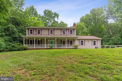 8880 Lowell Rd, Pomfret, MD 20675