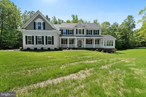 7946 Browns Landing Ct, La Plata, MD 20646