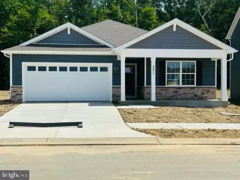 371 Forest Edge Ave, La Plata, MD 20646