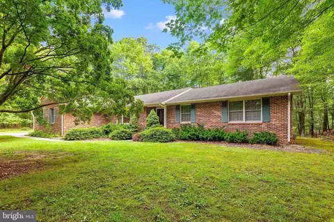 3920 Countryside Ln, White Plains, MD 20695