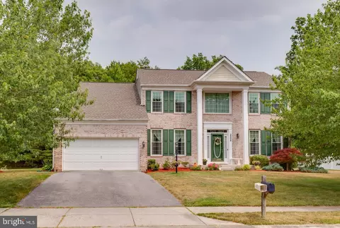 2324 Kanegis Dr, Waldorf, MD 20603