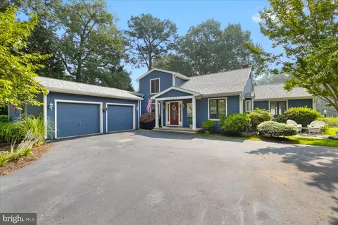 11692 Wollaston Cir, Swan Point, MD 20645
