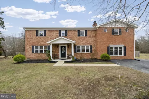 3970 Ravine Dr, White Plains, MD 20695