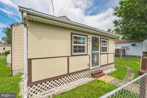 20 Greenwood Pl, Indian Head, MD 20640