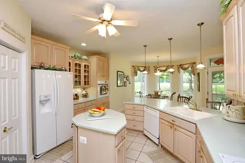 11315 Annabelle Dr, Swan Point, MD 20645 photo 10