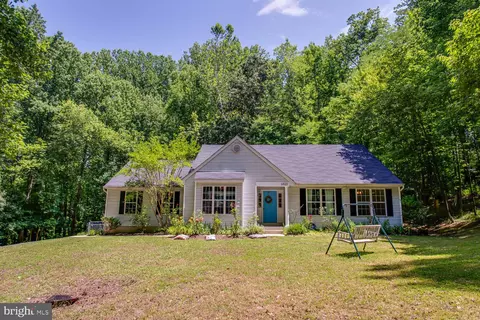 6420 Valley Rd, La Plata, MD 20646
