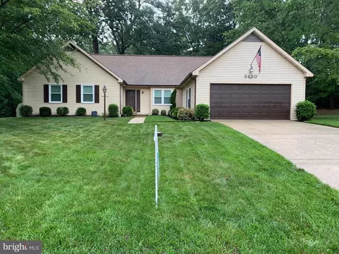 3450 Williamsburg Dr, Waldorf, MD 20601