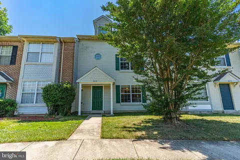 6013 Red Wolf Pl, Waldorf, MD 20603