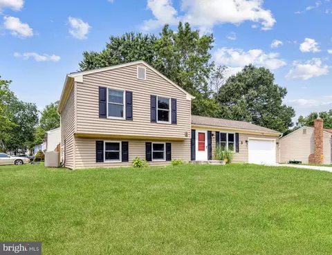 4302 Rye Dr, Waldorf, MD 20602