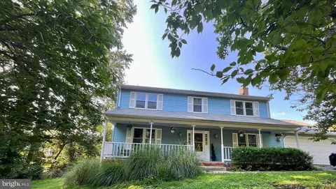8333 Venture Dr, Waldorf, MD 20603
