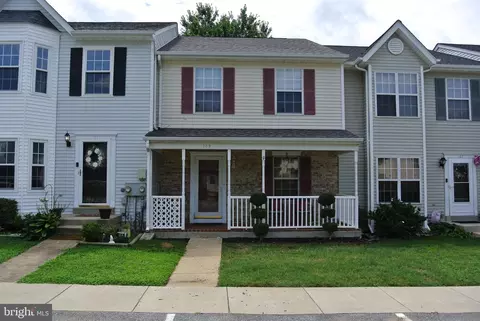 109 Spanish Moss Dr, La Plata, MD 20646