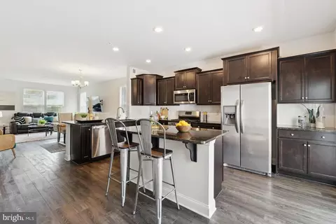 9711 Orkney Pl, Waldorf, MD 20601