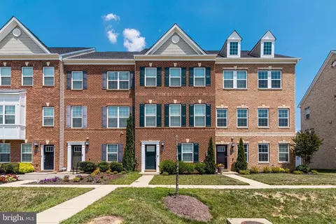 11192 Saint Luke Dr, White Plains, MD 20695