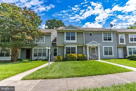 4005 Bluebird Dr, Waldorf, MD 20603