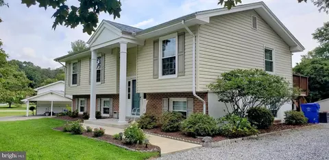 9295 Windsor Dr, La Plata, MD 20646