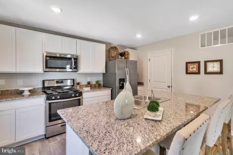 152 Pollen Dr, La Plata, MD 20646 photo 10
