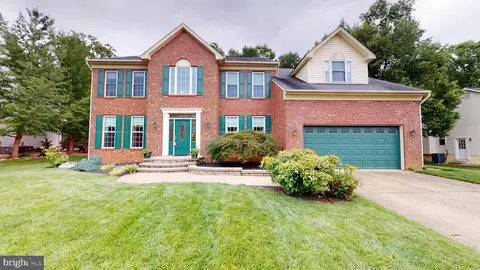 2410 Berry Thicket Ct, Waldorf, MD 20603