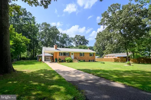 4713 Hickory Ct, White Plains, MD 20695