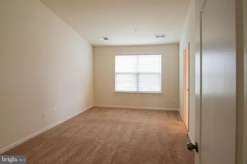 Undisclosed, White Plains, MD 20695 photo 17