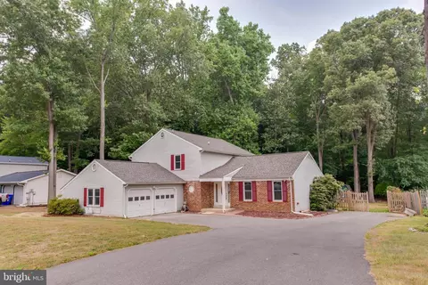 3148 Eutaw Forest Dr, Waldorf, MD 20603