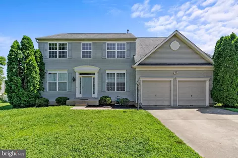 2434 Rabbits Run St, Waldorf, MD 20601