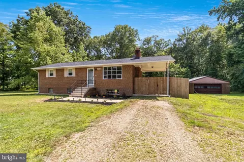 1985 Liverpool Point Rd, Nanjemoy, MD 20662