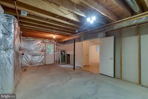 8090 Settle Ct, Waldorf, MD 20603 photo 44