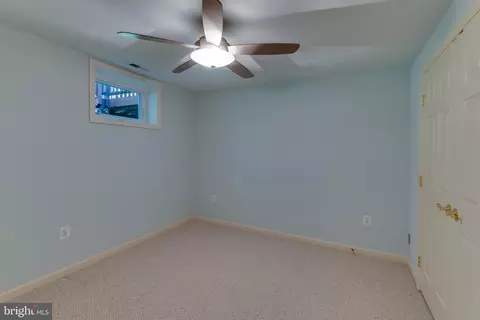 8090 Settle Ct, Waldorf, MD 20603 photo 41