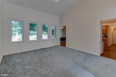8090 Settle Ct, Waldorf, MD 20603 photo 15