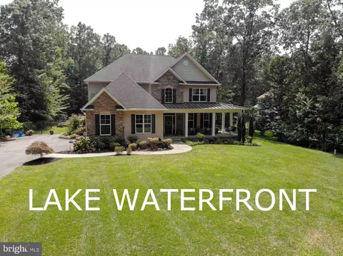 6985 Pale Morning Ct, Hughesville, MD 20637