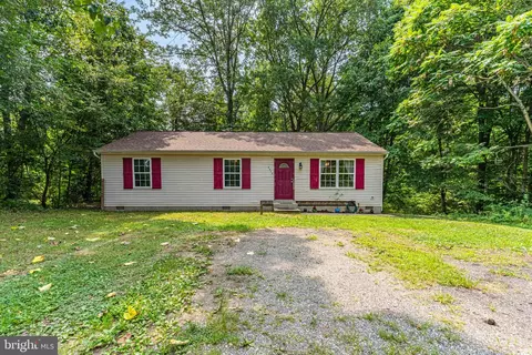 9610 Waupaun Pl, Nanjemoy, MD 20662