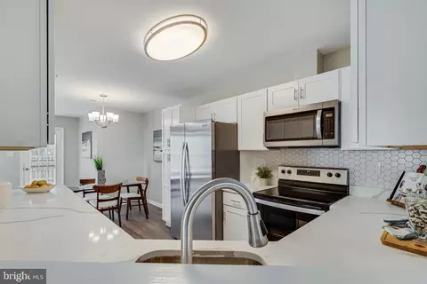 2640 Enterprise Pl, Waldorf, MD 20601