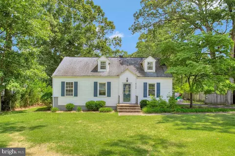 4734 Leonardtown Rd, Waldorf, MD 20601
