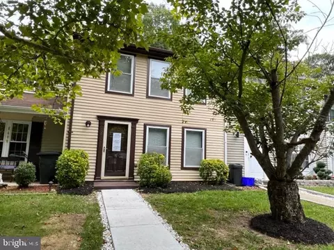 1590 Pin Oak Dr, Waldorf, MD 20601