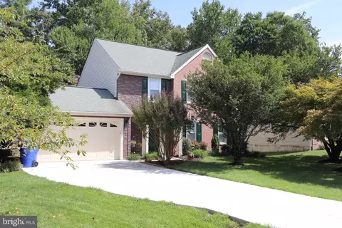 13360 Green Pine Rd, Waldorf, MD 20601