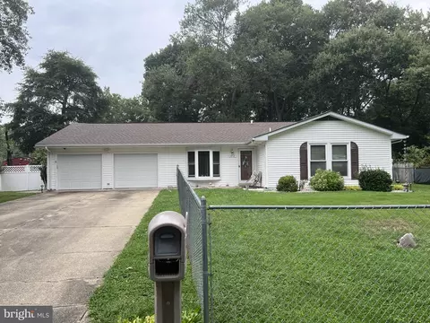 1012 Ivy Ln, Waldorf, MD 20602