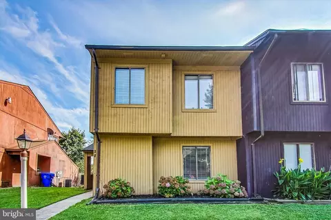 38 Keepsake Pl, Waldorf, MD 20602