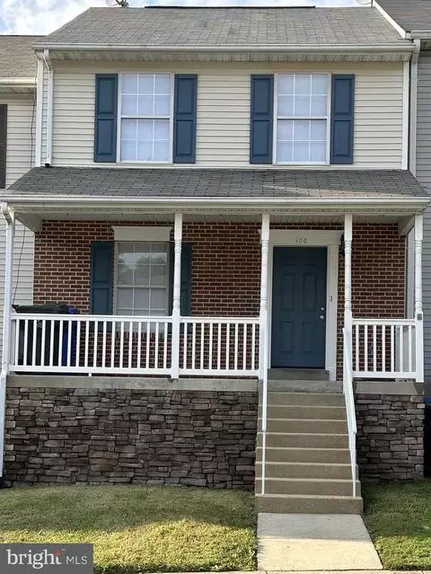 106 Palmetto Ct, La Plata, MD 20646