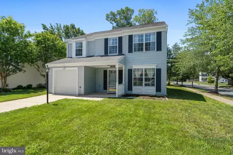 5301 Stingray Ct, Waldorf, MD 20603