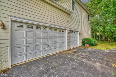 11655 Bachelors Hope Ct, Swan Point, MD 20645 photo 4