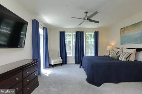 165 Buckeye Cir, La Plata, MD 20646 photo 5